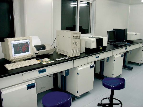 南京大學實驗室家具廠家，南京高校實驗室家具廠家